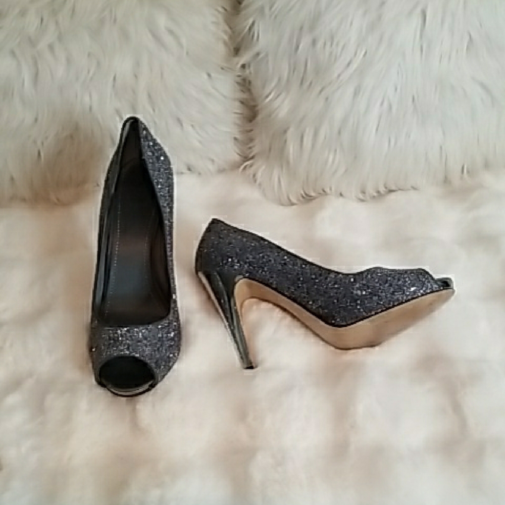 Nine West Glittering Silver Peep-Toe Heels